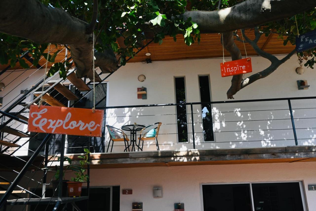 Ocean Lovers Hostel & Apartments Таганга Екстериор снимка