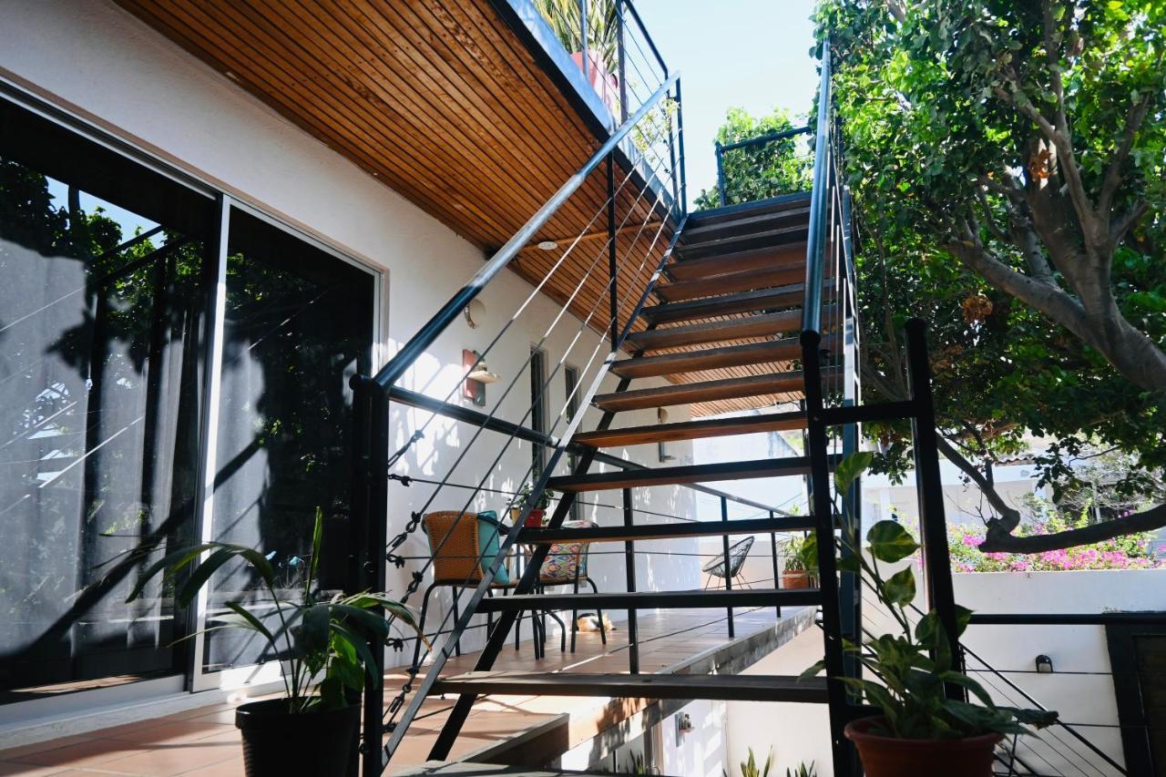 Ocean Lovers Hostel & Apartments Таганга Екстериор снимка