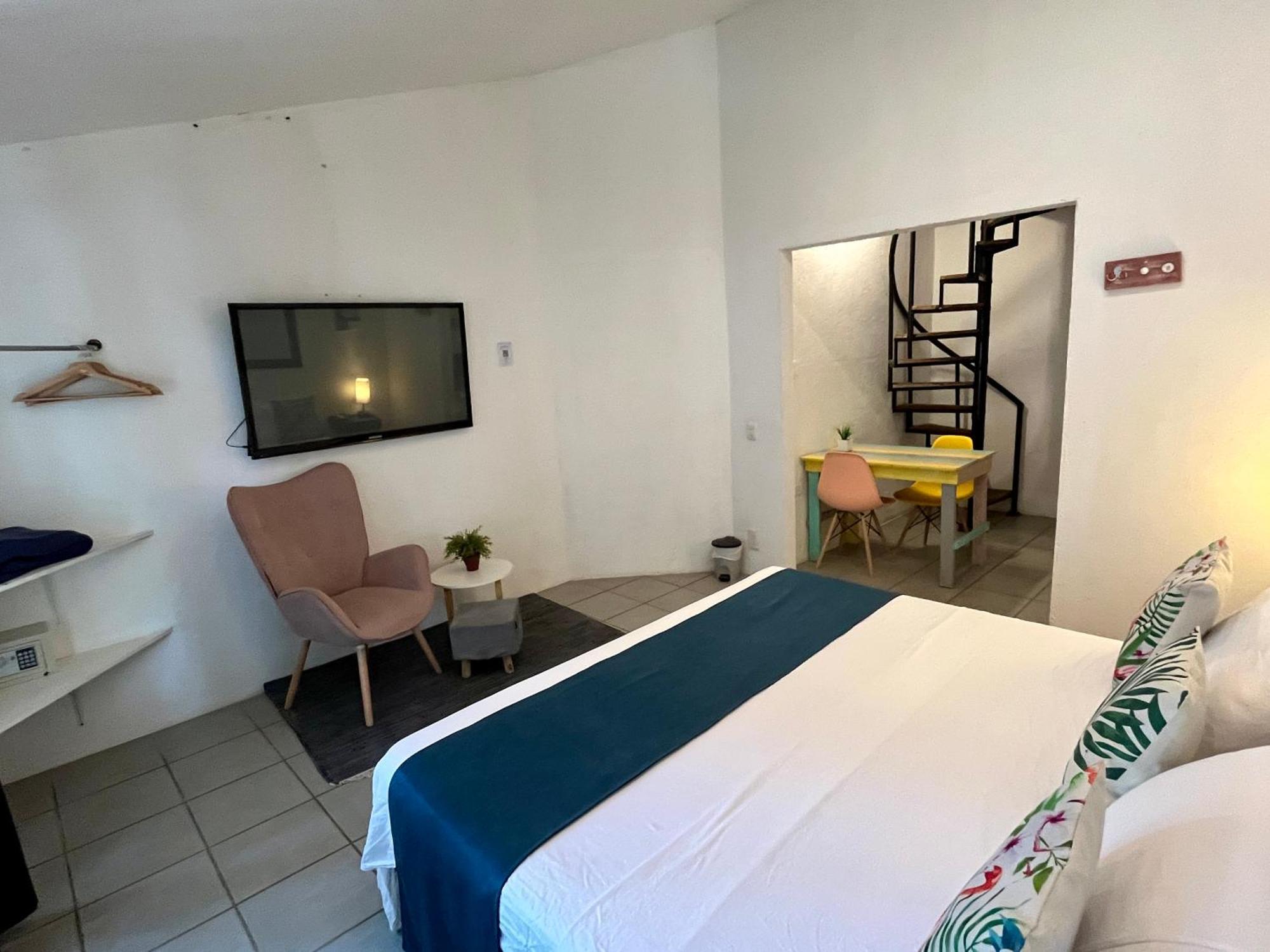 Ocean Lovers Hostel & Apartments Таганга Екстериор снимка