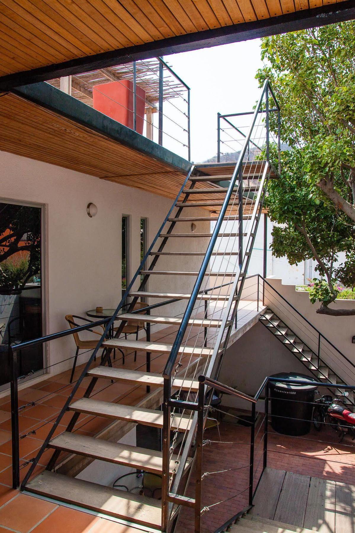 Ocean Lovers Hostel & Apartments Таганга Екстериор снимка